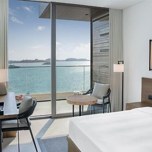 Premium Room Pool & Sea View